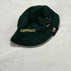 New Era Childs Oregon Collegiate Sports Bucket Hat